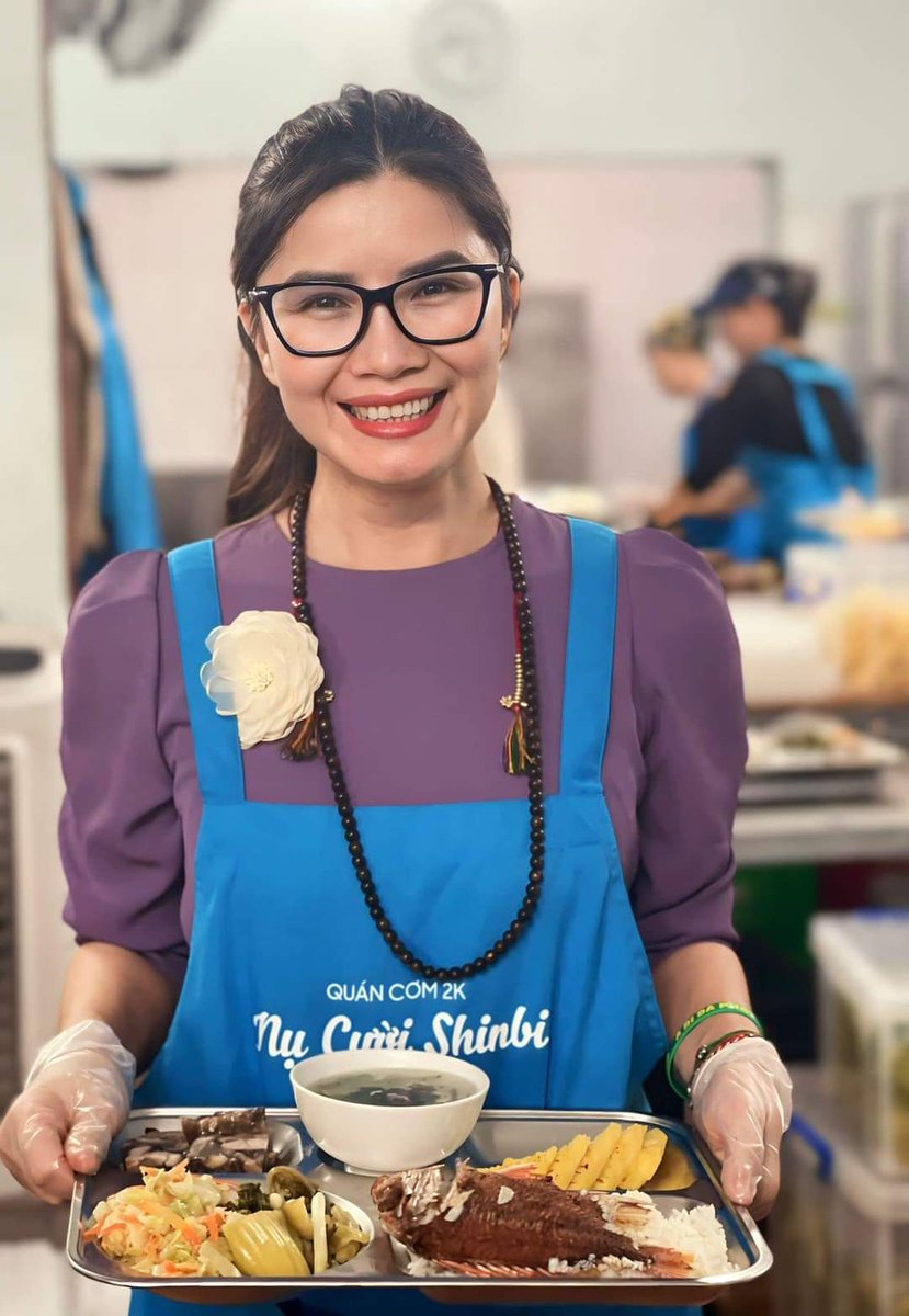 Nucuoi_shibi's tweet photo. Ngày tháng đều sẽ trôi qua kéo theo những vui buồn lẫn lộn, nhưng dư âm về những điều tốt đẹp đáng nhớ thì sẽ còn mãi trong lòng mỗi chúng ta!
Nụ cười là hạnh phúc và là niềm tin,động lực mới vào tương lại phía trước...
#Nucuoishinbi #com2k https://t.co/vMRyY5diHN