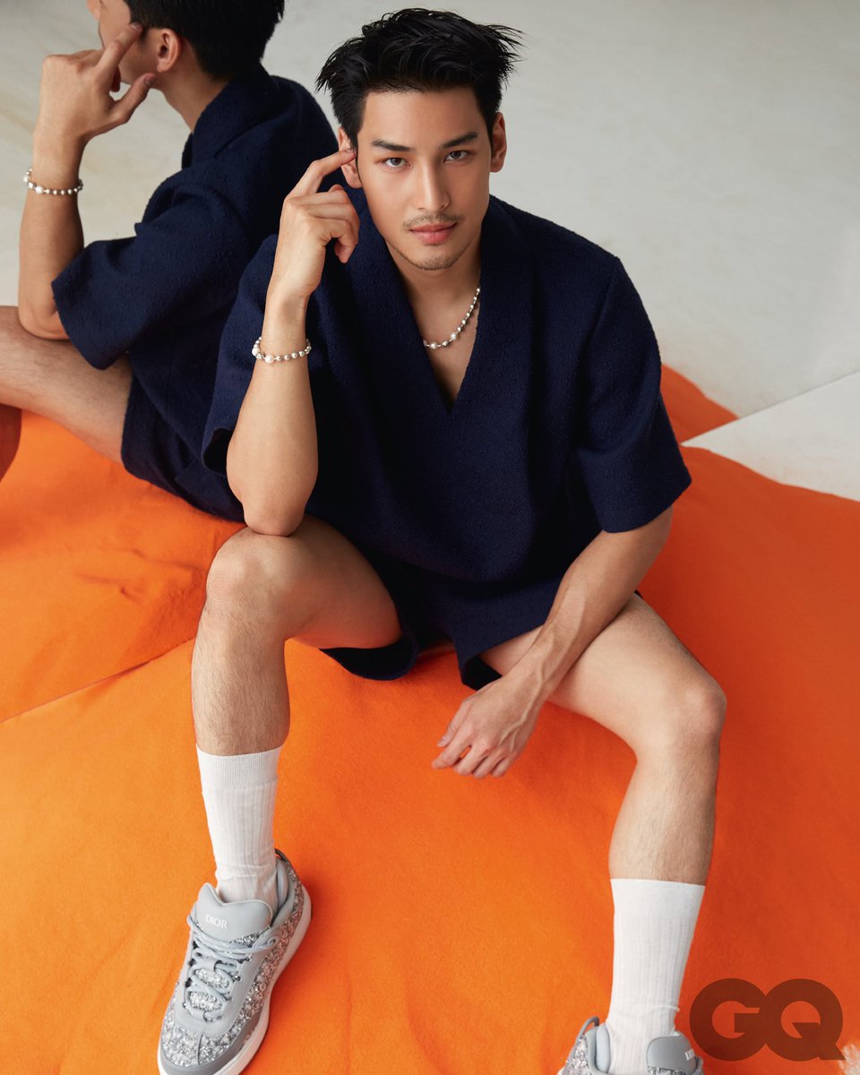 GQThailand's tweet photo. #GQHype ‘#อาโปณัฐวิญญ์’ ความศรัทธาและความเชื่อว่าการพยายามไม่เคยทรยศความฝั��
.
👉 อ่านบทความ: https://t.co/oUWX1SKTyZ
.
#GQThailandxApoxDior
.
@Nnattawin1 @Dior #nnattawin #apo555 #Dior
#GQThailand 
#GQChangeisgood 
#Sponsored https://t.co/ALzNO7SePa