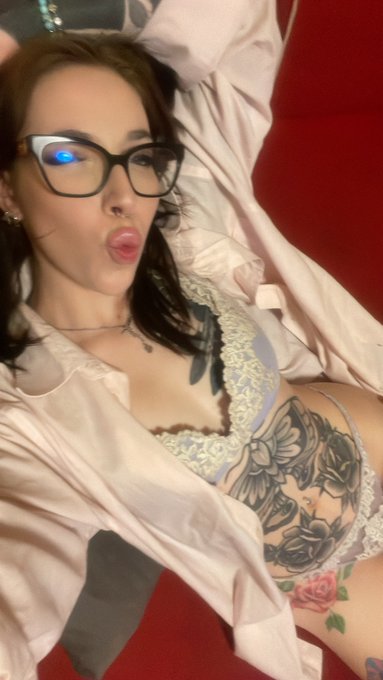 GiadaSuicideOfficial just posted 2 new photos on @realloyalfans. Take a look here: https://t.co/mdM5MJK6Wr<a href="/tag/realloyalfans"class="tags"><span>#realloyalfans</span></a>