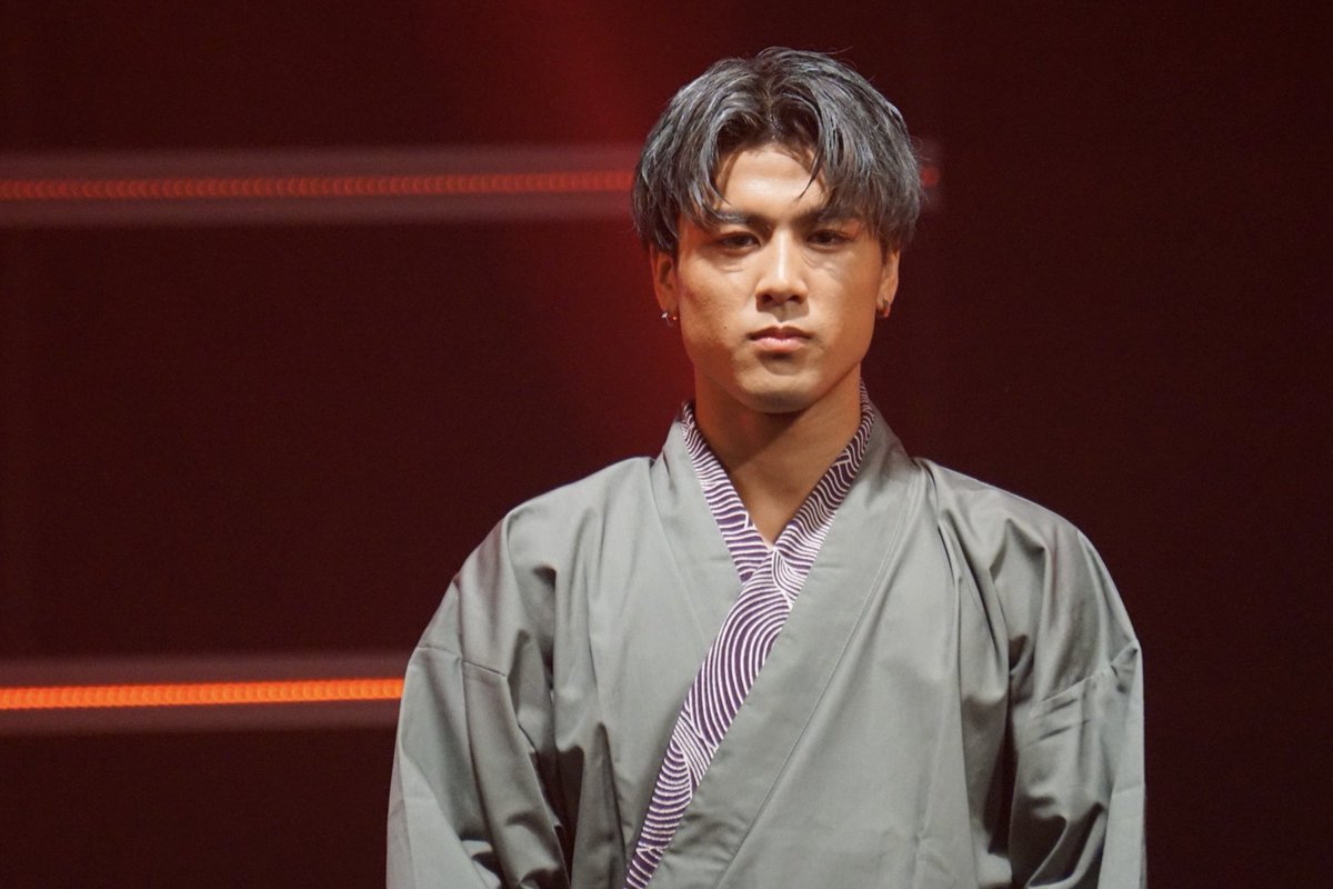 crnzgo_0714's tweet photo. SEPTENI RAPTURES / Shigetora 📸🐯
(TJBB 佐藤蒼虎くん)
Dリーガーのシゲになると表情がガラッと変わるから本当にすごい、めちゃくちゃかっこよかった!
#Dleague #Dリーグ
#SEPTENIRAPTURES #Shigetora #RAPLAS
#THEJETBOYBANGERZ #TJBB #佐藤蒼虎 #TEAMJETZ https://t.co/MAaujcPeU6
