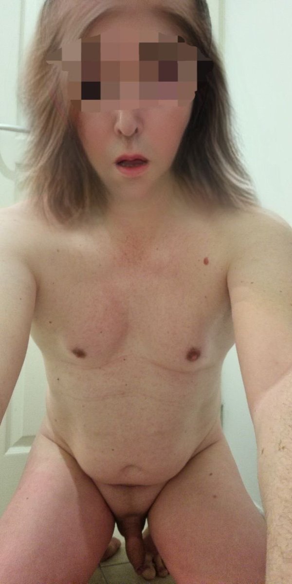Leah_Breci's tweet photo. 🚨Micro nouille🚨

cette salope m’envoie sont corps de tapette et en manque de bite ! 

#sissydress #pedale #passif #dilatation #soumis #rtplay #france #slpdunet #MTF #LGBTQIA https://t.co/tr2iM5sxnH