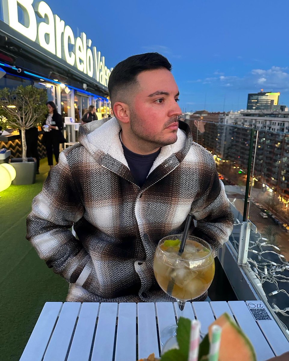 sergioo_l's tweet photo. 🍹 https://t.co/Hj3ukhuU7n