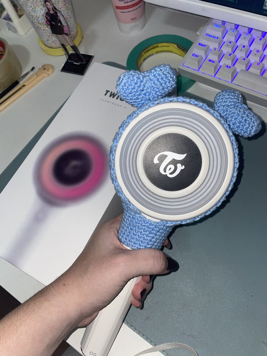 clari🫧 dropando tweet media