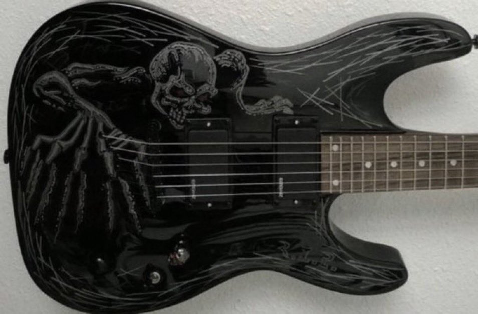 NANA (@deanivl) on Twitter photo 