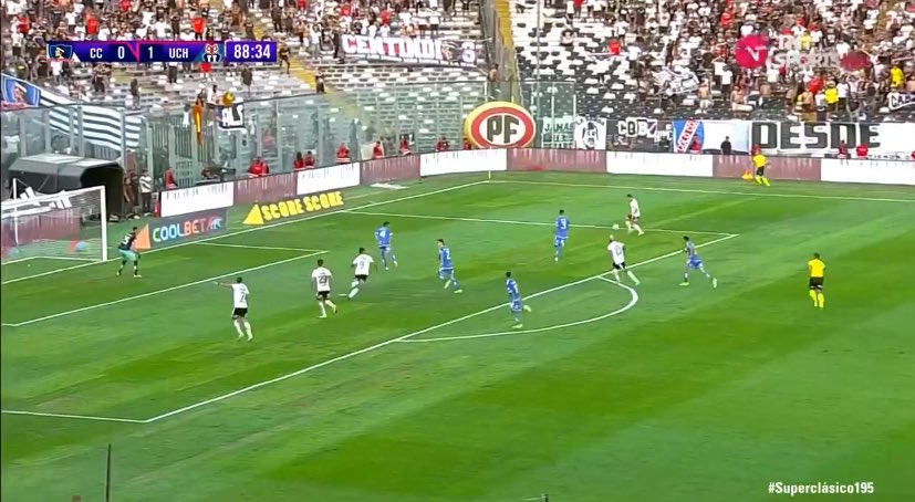 painealbito's tweet image. tenías a 3 weones solos en el área y prefieres enganchar y pegarle al suelo Opazo conchetumare hijo de la gran puta