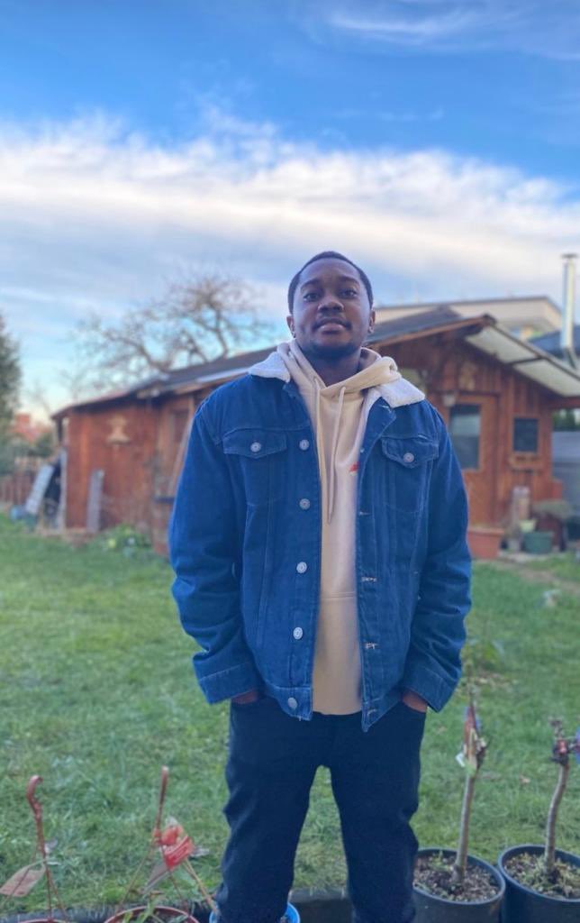 Chinda1111's tweet photo. With you I don't count years brother I count blessings and I don't name them for they will never end.If you could see through my heart and mind,you would understand better brother.The devil can’t accuse you of anything oil dey your head. Happy birthday to you Brother ❤️@Jebens__ https://t.co/Jb8luazojF