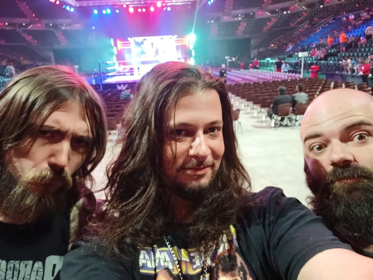 johnynapalm109's tweet image. #WWELafayette YEAH!