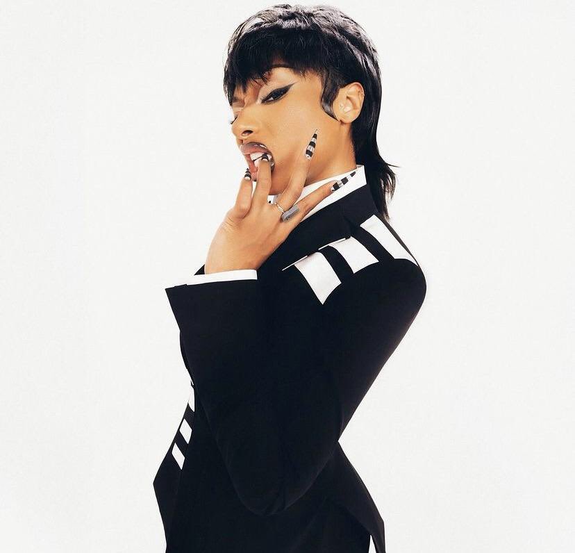 A thread on <a href="/theestallion/">TINA SNOW</a> cosplays, cuz she served in all of them omg 🔥
