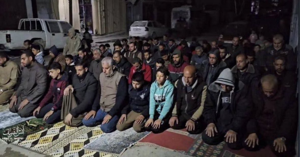 FaZeApex's tweet photo. Ramadan Mubarak 🌙❤️ May God accept from you all and make it an easy, beneficial and transformative month for us all

And may God end the suffering of our brothers and sisters around the world, and especially in Gaza as they began their prayers tonight on the rubble of an old mosque and in their refugee camps. 

May this Ramadan be the last under occupation