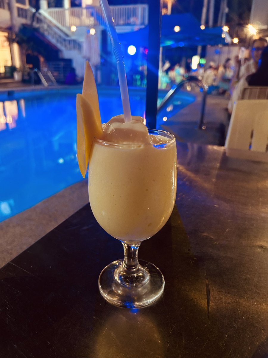 EvelynS45238640's tweet photo. @Kon_tessa #AlphabetChallenge
#WeekJ J for Juice
Delish mango juice.🥭🥭 https://t.co/762haWUC5M