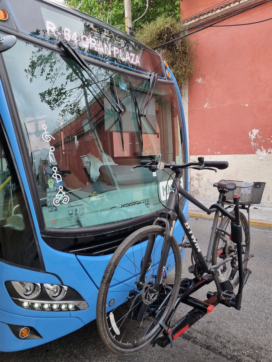 Los autos eléctricos no son el futuro, el futuro es el transporte intermodal.