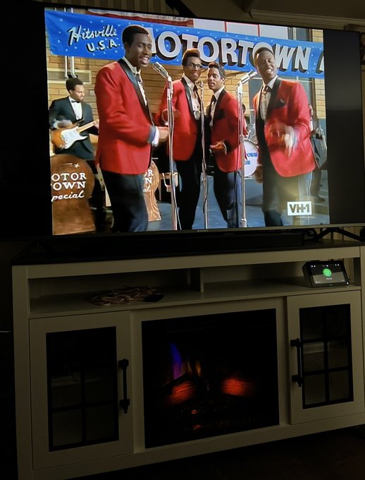 @justleon Nice relaxing Sunday watching @justleon One of my favorite actors w/the surround sound 🎼 listening<a class="tags" target="_blank" title="On Twitter" href="/?out=eyJ0eXAiOiJKV1QiLCJhbGciOiJIUzUxMiJ9.eyJpYXQiOjE3MjE3Nzk5MjksImlzcyI6InR3cG9ybnN0YXJzLmNvbSIsIm5iZiI6MTcyMTc3OTkyOSwiZXhwIjoxNzUzMzE1OTI5LCJyZWRpcmVjdF91cmwiOiJodHRwczovL3R3aXR0ZXIuY29tL2p1c3RsZW9uIn0.xavtwLiRqtTWfGrt-UpIo3wfY9326FuF6BBgFHfBMrs-p3_JFilR0VZNmNonD4eEsljl23ZoABDTO6cliS_2vw">@justleon</a><a class="tags" target="_blank" title="On Twitter" href="/?out=eyJ0eXAiOiJKV1QiLCJhbGciOiJIUzUxMiJ9.eyJpYXQiOjE3MjE3Nzk5MjksImlzcyI6InR3cG9ybnN0YXJzLmNvbSIsIm5iZiI6MTcyMTc3OTkyOSwiZXhwIjoxNzUzMzE1OTI5LCJyZWRpcmVjdF91cmwiOiJodHRwczovL3R3aXR0ZXIuY29tL2p1c3RsZW9uIn0.xavtwLiRqtTWfGrt-UpIo3wfY9326FuF6BBgFHfBMrs-p3_JFilR0VZNmNonD4eEsljl23ZoABDTO6cliS_2vw">@justleon</a><a href="/tag/aplaceinyourheart"class="tags"><span>#aplaceinyourheart</span></a>