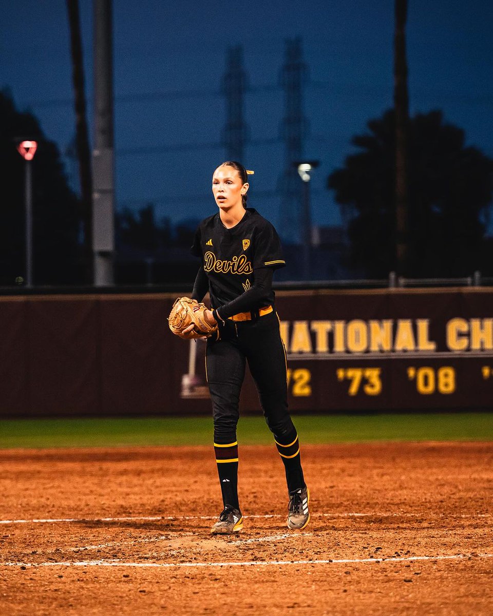 NCAA Softball tweet media