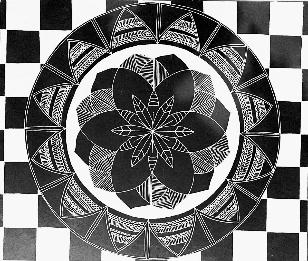 New piece

#art #mandala #sacredgeometry #handdrawn #sketch #penandpaper #doodle #artist #ArtistOnTwitter #inverted #blackandwhite #floweroflife #seedoflife #SPIRITUAL