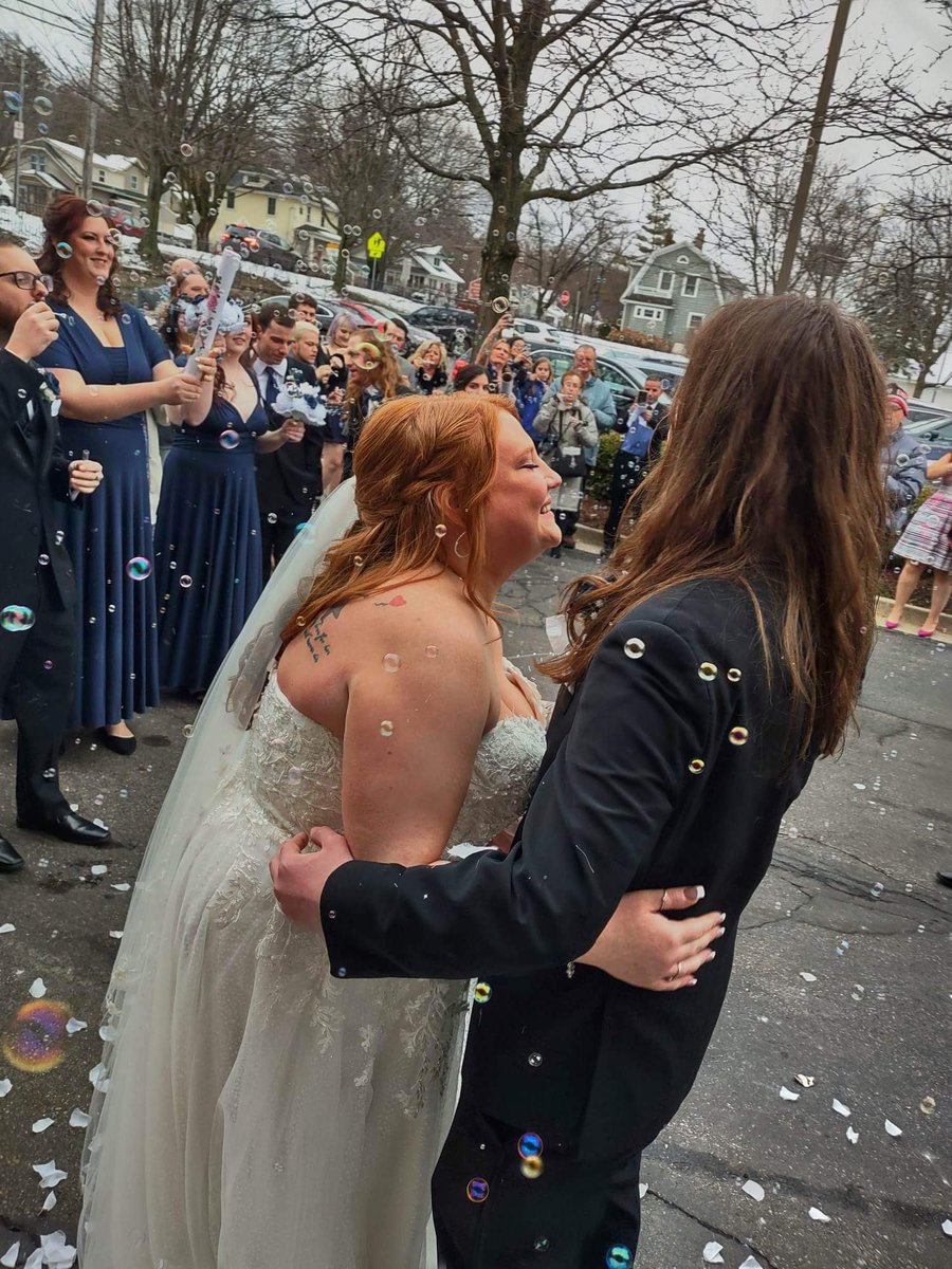 mfinn620's tweet photo. One year ago, I married the man of my dreams. We’ve been together for 6 years to the day, and I’m so lucky to call you mine baby. I love you so much Justin, you are everything to me 💜 https://t.co/R5ZWhVDpMy