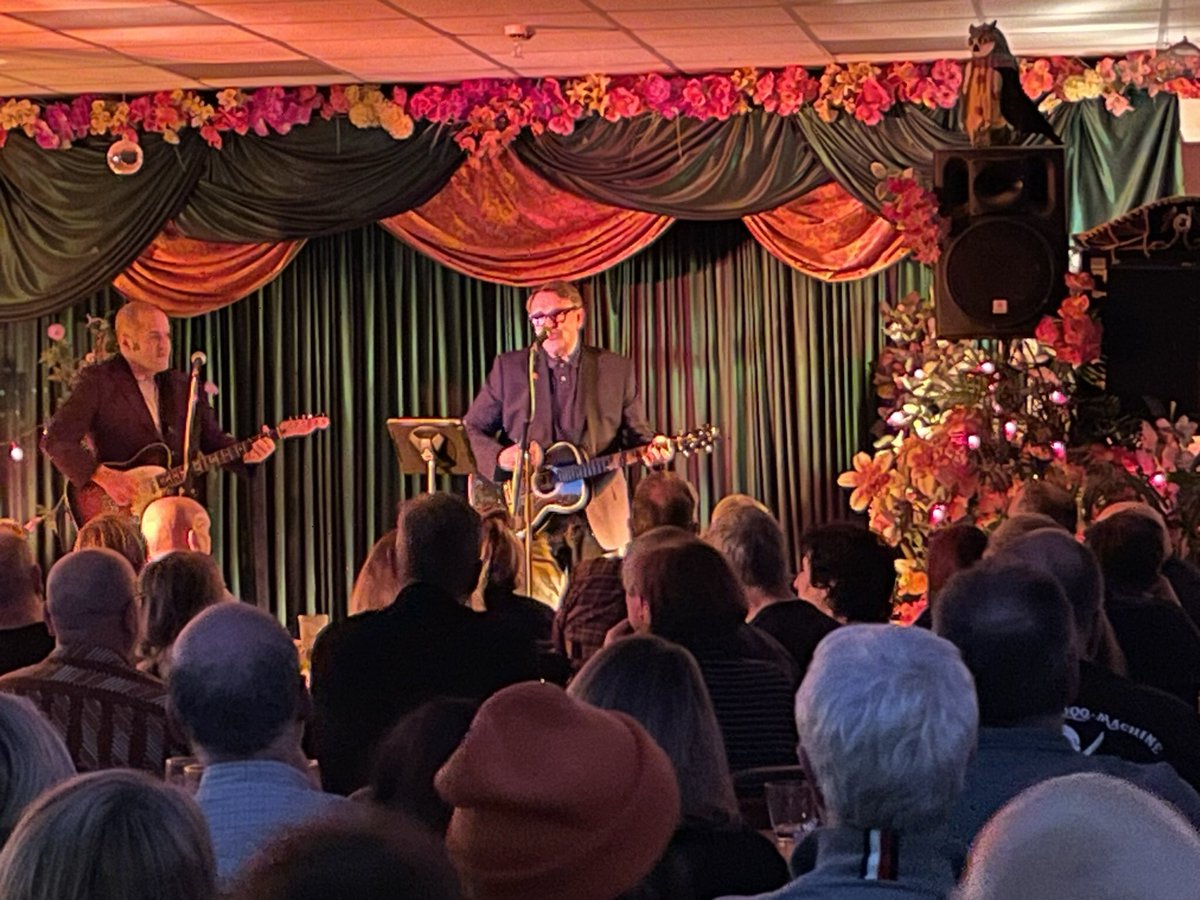 @chrisdifford superb show at a very crowded What’s Cookin’ Leytonstone tonight