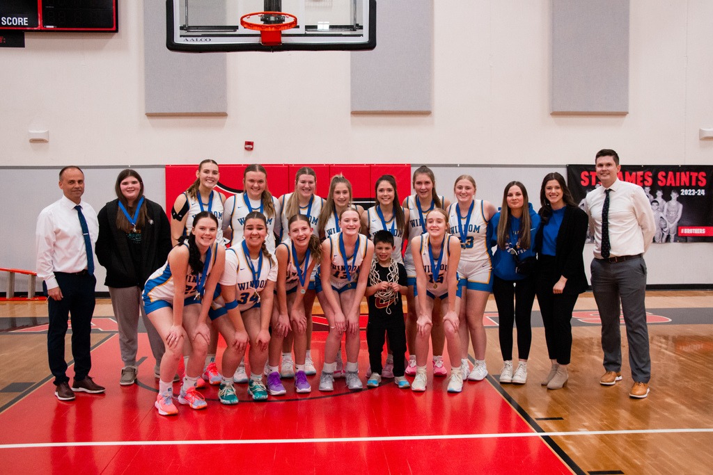 windom_gbb's tweet image. What an unbelievable ride! Thankful for this group of kids and what they accomplished. They raised the bar for future Windom GBB players!  

Really going to miss the hour and half we spend together after school each day.
 
T &amp;amp; Leah you left your mark! Proud of you!

 #GoEagles