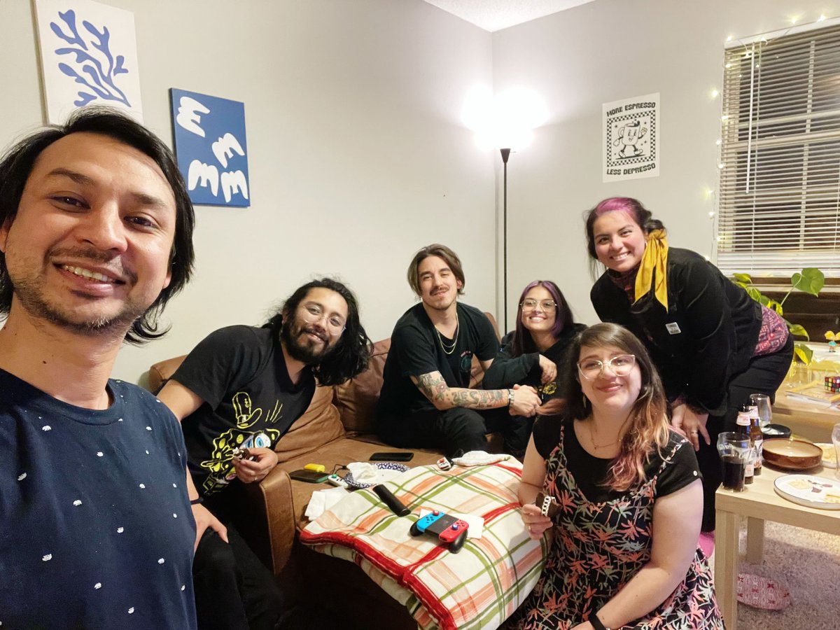 Getting to know new people and making new friends is by far one of the best things about this experience!!! Happy Bday, Carlos!! Happy to share with these ambassadors and their husbands! <a href="/lababadebaba/">LiTa Ch'aska</a> <a href="/mrsoyarzun/">.</a> 
<a href="/ParticipateLrng/">Participate Learning</a> #UnitingOurWorld