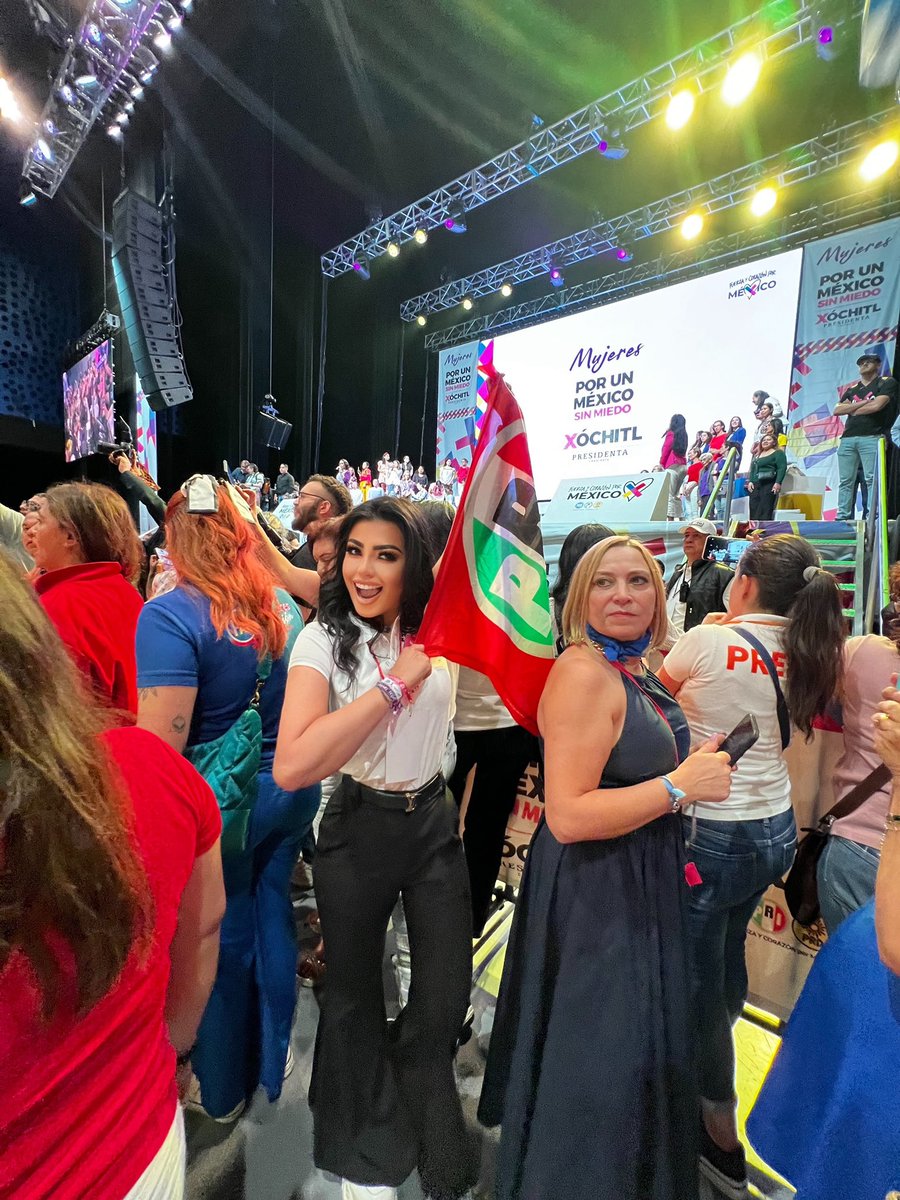 PArsof's tweet image. .Orgullosamente #PRIÍSTA 🇲🇽❤️

#FuerzaYCorazón

#ElCambioViene 
#ElCambioEsTaboada 
#EleccionesCDMX 

#🇲🇽❤️💙💛