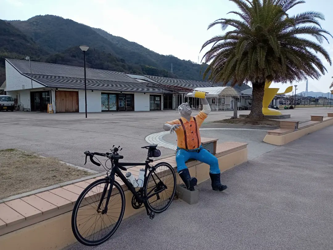 OSPZX's tweet photo. しまなみ海道往復サイクリング
さすがに3月はまだ寒かった
 #しまなみ海道
 #サイクリング https://t.co/0TZR9MwjfJ