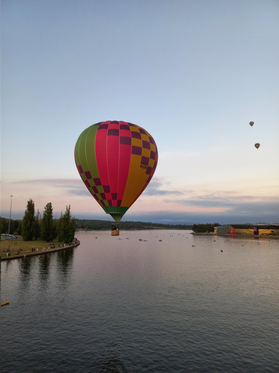 Canberra Day balloon watching #BalloonSpectacular #VisitCanberra