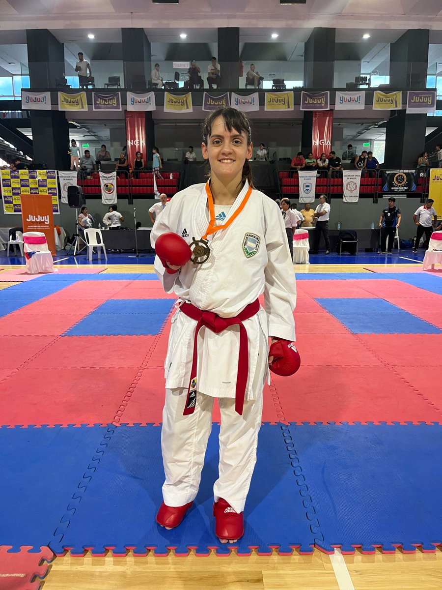 RevistaDeporbox's tweet photo. La Karateca Cordobesa; Giuliana Novak, obtuvo Primer Puesto en Kumite en la categoría - 55kg en el Open Nacional Femenino realizado hoy sábado en San Salvador de Jujuy!!

Felicitaciones Campeona 🏆🥇🇦🇷

@GiuliNovak @enardinfo @CPDCBA @GuilleColombaok @adidasoriginals https://t.co/oyXsTiFf1f