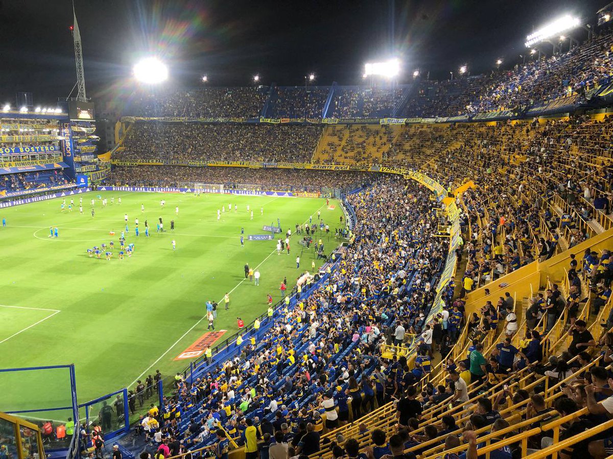[AIRE]

Ya estamos desde La Bombonera con #Boca - #Racing por <a href="/RADIOLIBREAM890/">RADIO LIBRE AM 890</a> 

🎙️Relatos: Cristian Aranda
🎙️Comentarios: <a href="/EliasFeula/">Elias Feula</a>