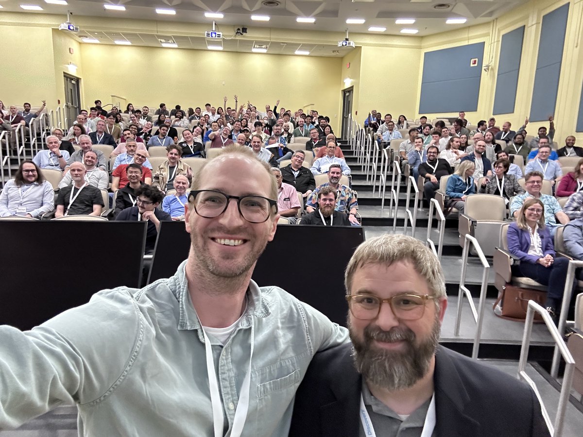 #FloHet2024 is underway! We are excited to welcome #OChemists from across the world to @Gainesville and @UFChemistry! We kick off the conference with the Memorial Katritzky Lecture delivered by Corinna Schindler (@SchindlerLab)!