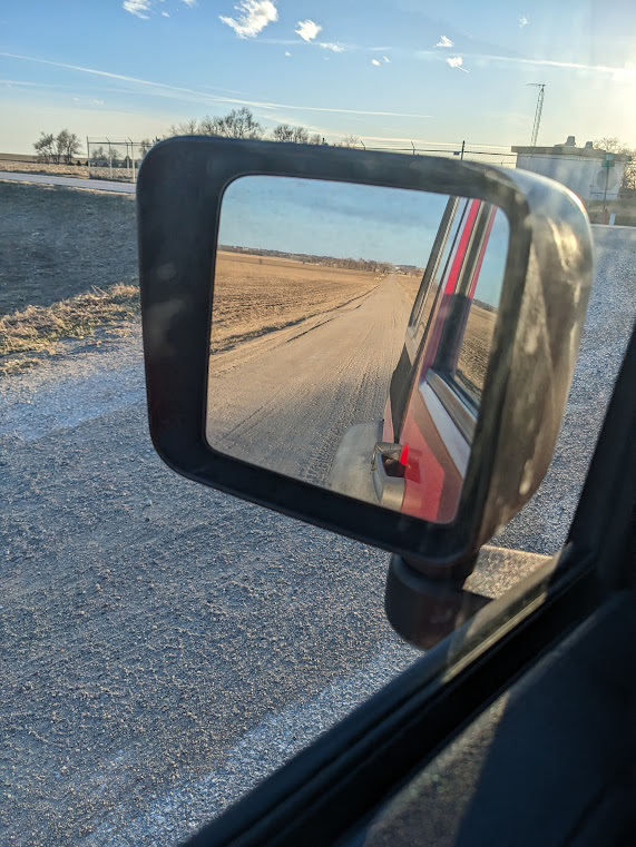 Another weekend in the rearview mirror! Hope you all had an awesome one!!! 😃 ☀️ 😎