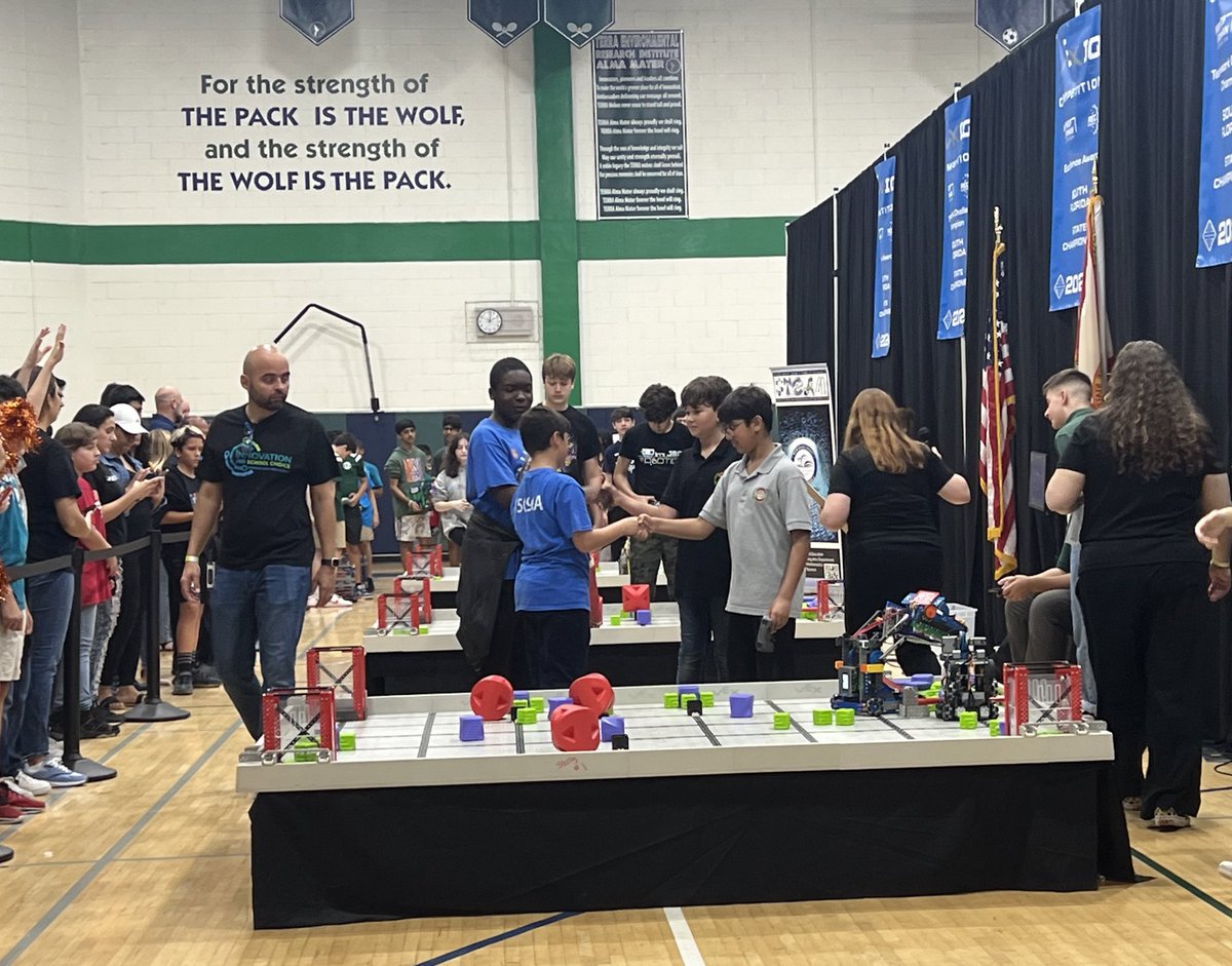 A shoutout to @TerraWolves for hosting an outstanding Middle School Regional @REC_Foundation VEX IQ Robotics Tournament! Gratitude to the amazing volunteers who made it all possible & congratulations to the teams who earned their invitation to Worlds! @iLearnMDCPS @MDCPSRobotics