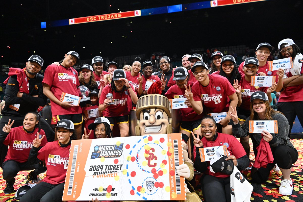 USCWBB's tweet photo. SQUAD. https://t.co/AbFU1gG8av