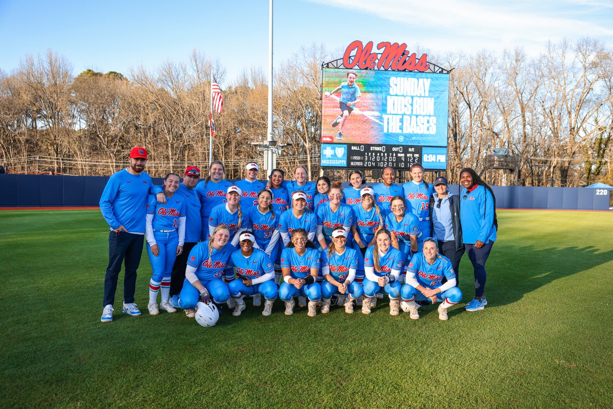 Ole Miss Softball on X: Complete 𝐓𝐞𝐚𝐦 Win.