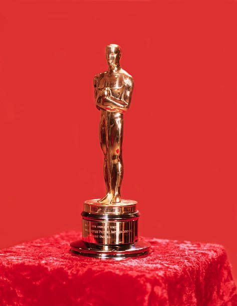 nacaomarvell's tweet photo. O #Oscars de 'MELHOR ATOR COADJUVANTE' vai para...

• Robert Downey Jr. (Oppenheimer) https://t.co/k2MgeJoMSE