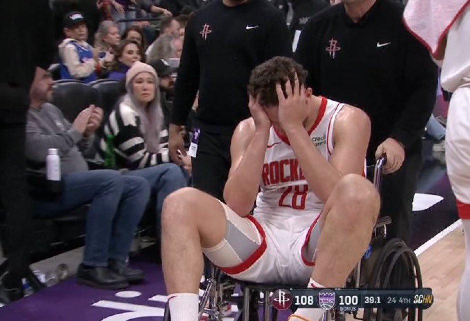 BiasedHouston's tweet photo. Head up, @alperennsengun. The entire city is proud of you. https://t.co/gqrC5TdMAf