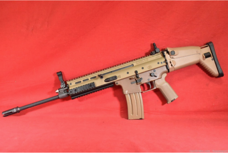 It's #SundayGunday! FN SCAR 16s in 5.56x45mm
🔥 See it here: bit.ly/4a1pnJb

#GunBroker #FN #FNSCAR