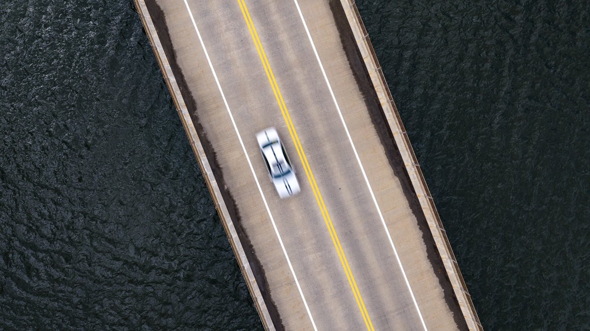 MyDronePro's tweet image. Little Seneca Lake #Bridge from above in Boyds, Maryland. #ThePhotoHour #ThemeOfTheWeek @ThePhotoHour #TheStormHour #dronephotography