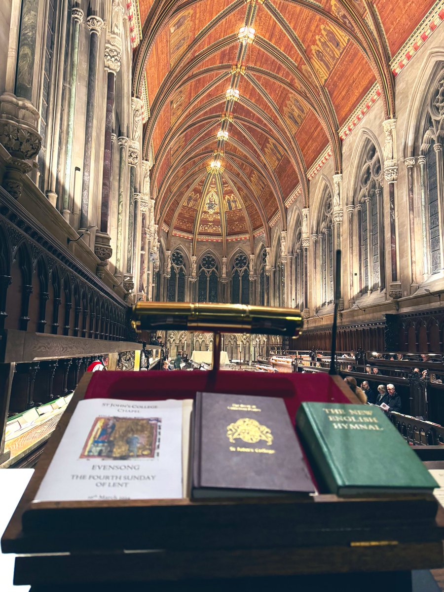 A privilege to attend this evening’s @StJohnsCam Evensong, with its beautiful chapel and the angelic @SJCchoir. Preached on the Christian paradox of power and weakness, and the faithful witness of courageous Christian communities across the Middle East. “With persecution comes…