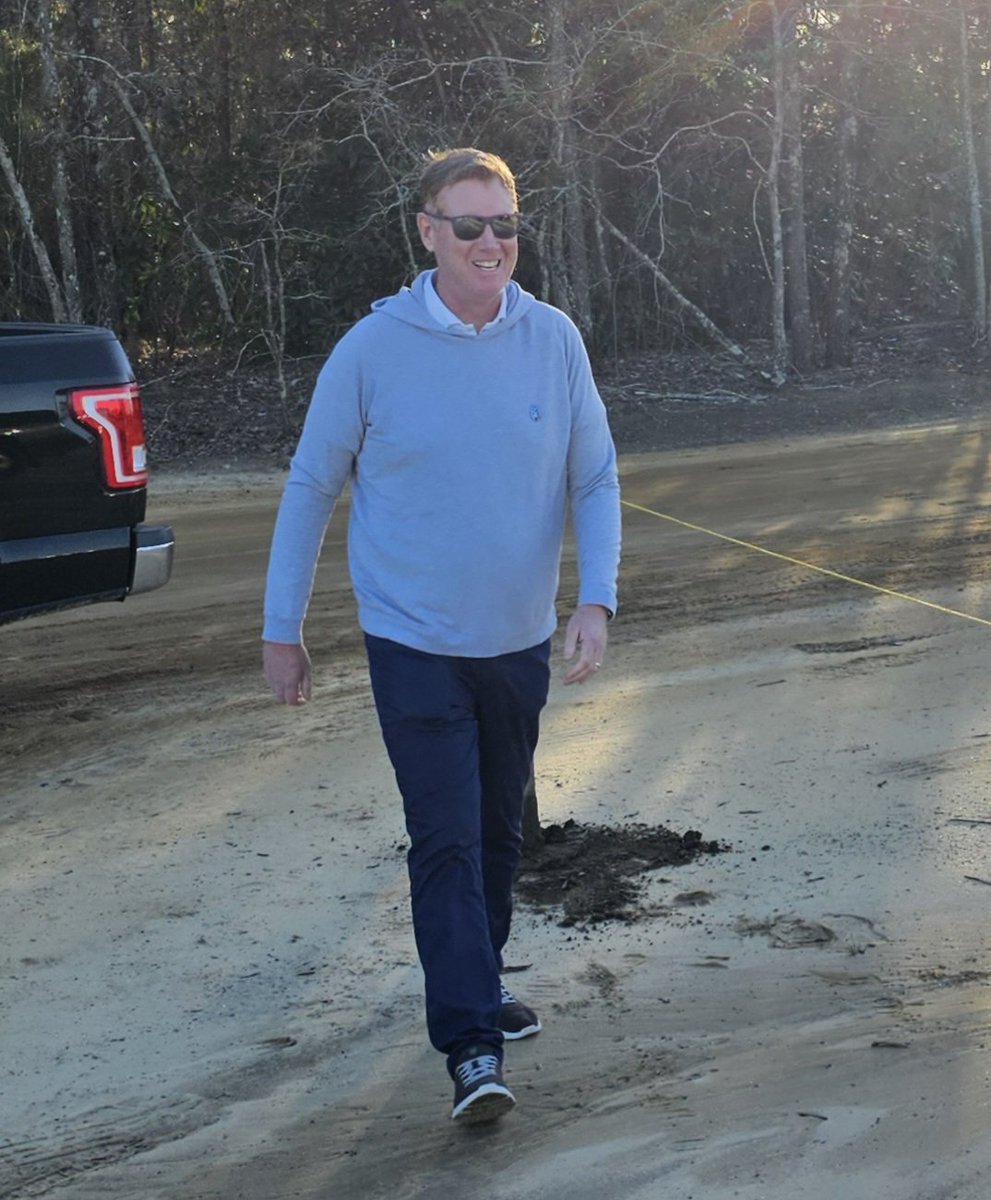 Jeff Warne tweet media