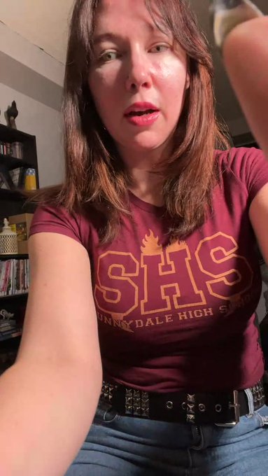 Bee (Naked News/Suicidegirls/Playboy tv) is live now! https://t.co/NHGhxRLlOV https://t.co/hJKdlXW25