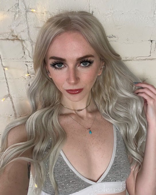 Check out my YouTube channel 😘 https://t.co/Cfr8mWu7Nb