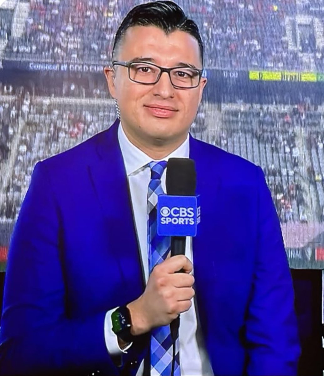 - swallows gum every time he chews it - has never had a snickers - sleeps with gel in his hair - uses his stove as an alarm clock - mansplained child birth to Smetty - retired from saying the word penis on-air