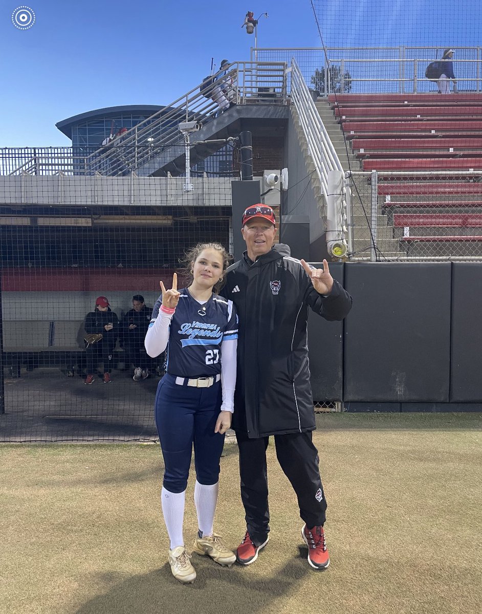 Addy Hux tweet media