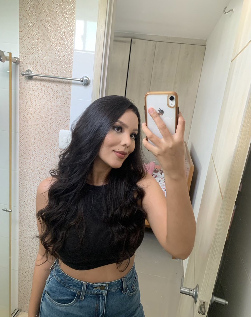 Pensar que hace 3 años tenía el cabello decolorado y casi por los hombros 😵‍💫