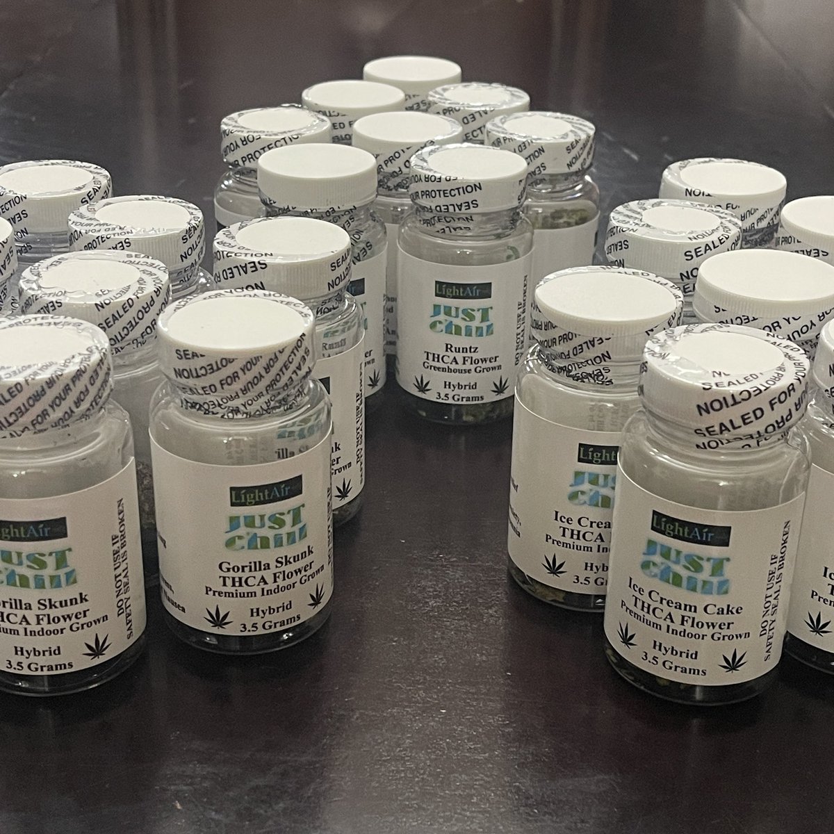 1LightAir's tweet photo. Lastnight K. Sanders completed a 90 bottle order and today he add 24 bottles to our inventory back stock.
#1OfficialLA #1LightAir https://t.co/AXT1oDeVu3