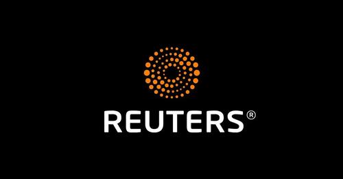 Reuters's tweet photo. Several leading news organizations withdrew a photograph issued by Kensington Palace of Kate, Britain's Princess of Wales, after post-publication analysis showed it did not meet their editorial standards https://t.co/g18zGOTj7B https://t.co/d4o7EltojN