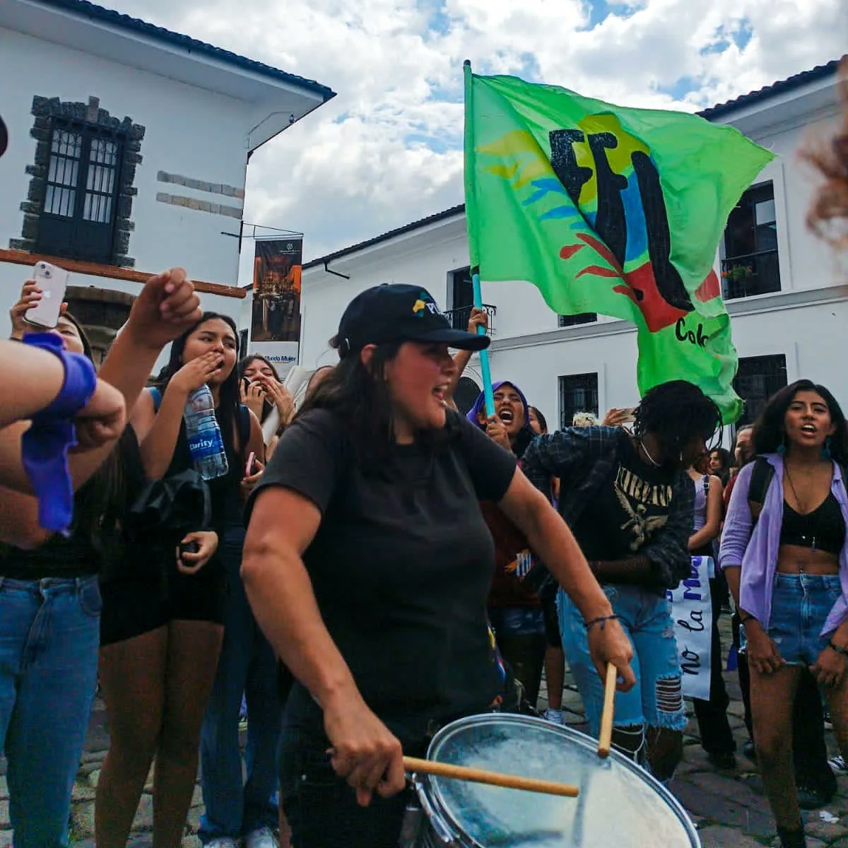 FEU Colombia. tweet media