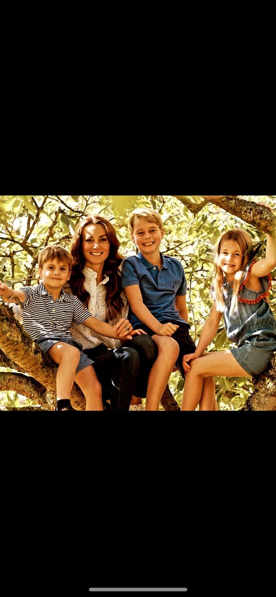 0Rthebest91033's tweet photo. #RoyaltyKingdom #RoyalFamily 
#HRC #PrinceandPrincessofWales #PrincessCatherine #PrincessofWales #PrinceWilliam #HappyMothersDay2024 
#PrinceWilliamWillBeAWonderfulKing https://t.co/oofp0nugnP