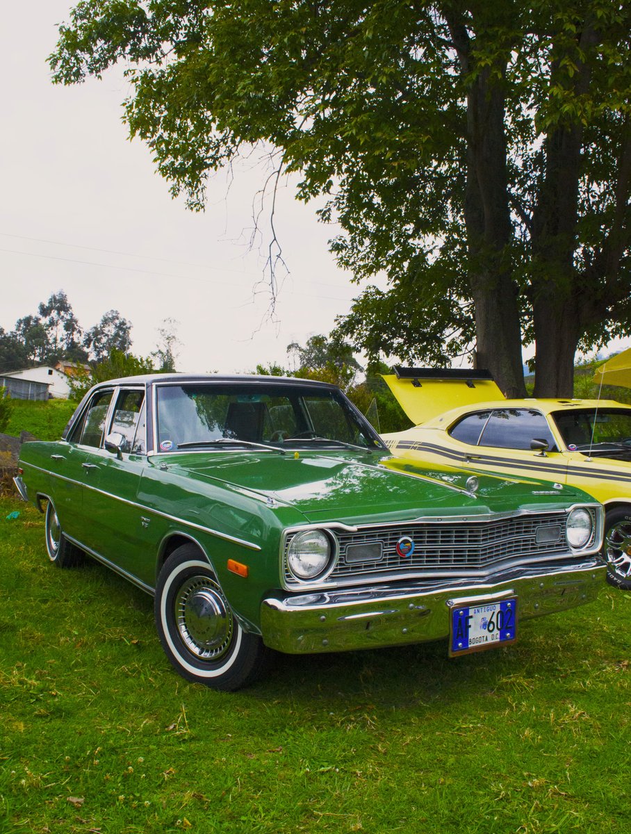 JeanPierre1205's tweet photo. Chrysler que lujo! 🏎️💨 🏁
Grandes maquinas del grupo @clubchryslercolombia !! 🚗
.
.
.
.
.
.
.
.
.
.
#photography #photo #foto #chrysler #dodge #colpatria #sibate #nikon #camphone #cundinamarca #new #newphoto #foto #colombia🇨🇴 #carrosantigos #antiguos #verde #vehicle #nikond3100 https://t.co/Oyh9Xkb3cY