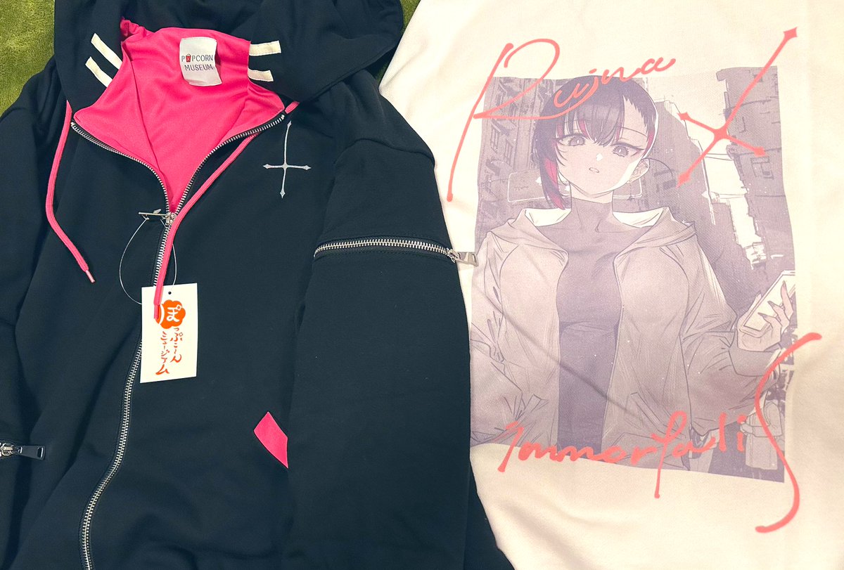 こちら「破滅しそうな子」イメージパーカーですが、若干数在庫が復活しておりますので買えなかった方などいらっしゃいましたら是非…!☺️🙏 https://t.co/7BYg6zjkmw 