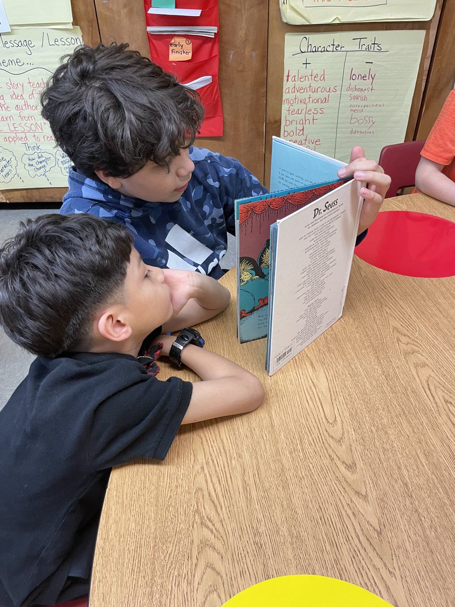 Mrs. Santoro tweet media